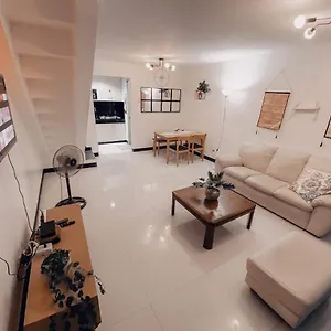 Cozy Themed 2br Townhouse - Near Clark Airport - Trp1 Angeles
